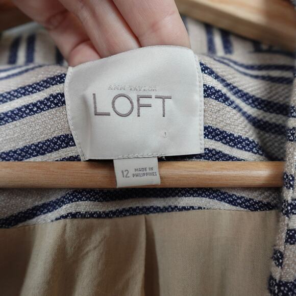 LOFT Linen Blend Striped Blazer Jacket Sz 12 Beige Navy Pleated Peplum Collarles - Picture 2 of 12